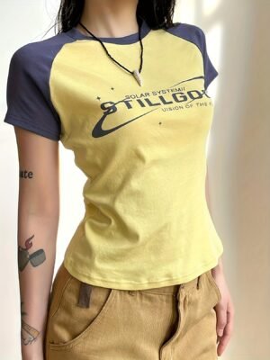 T-shirt graphique à manches courtes et col rond pour femme (TEMU)