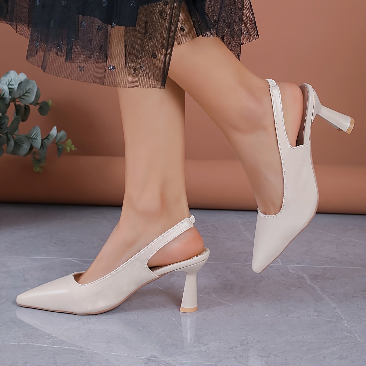 Chaussures Slingback Chic pour Femmes - Bout Pointu, Talon Aiguille, Revêtement en Microfibre Respirant, Accent Scintillant, Polyvalentes Toutes Saisons