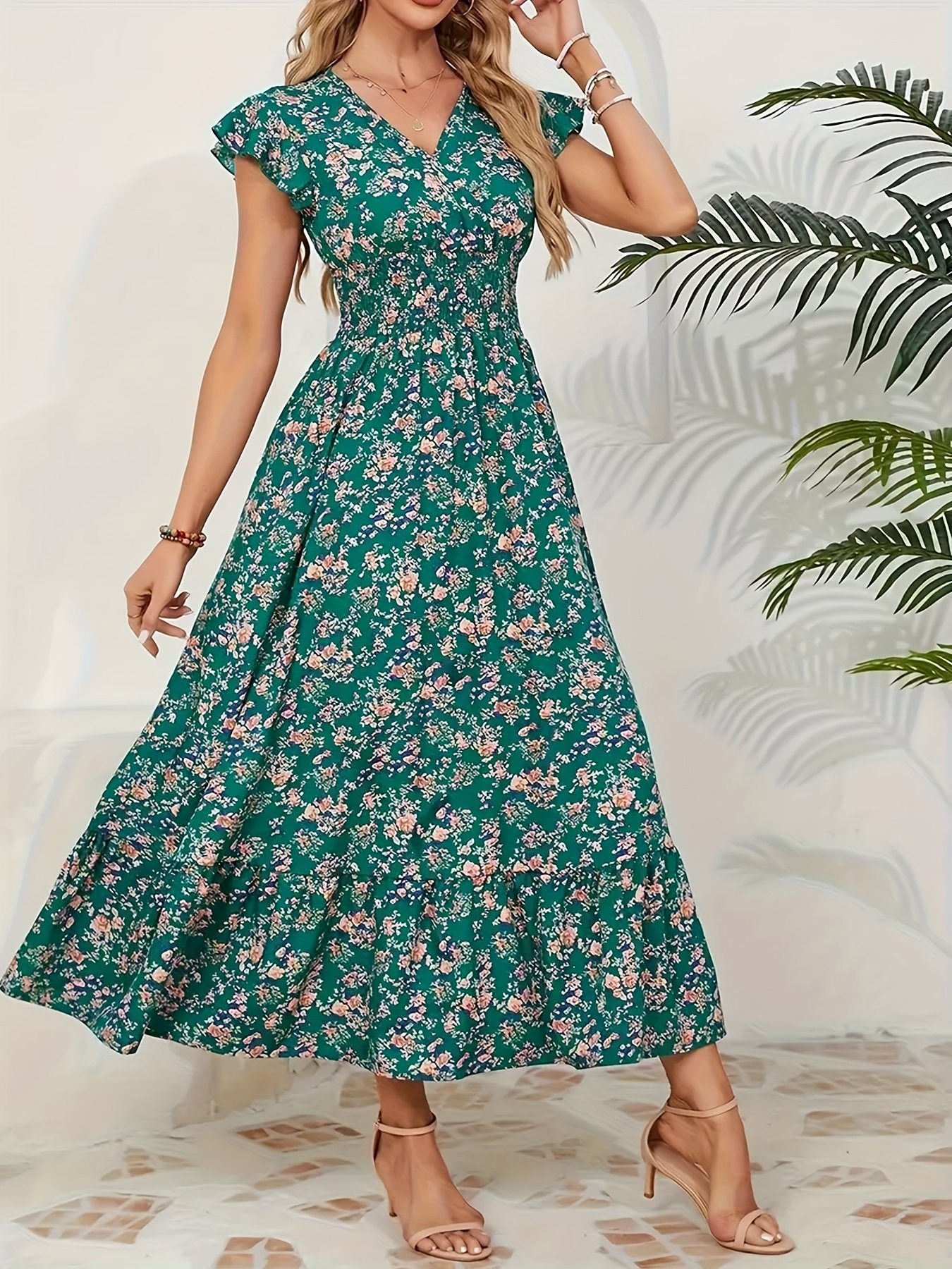 Robe midi élégante à col en V pour femme - Rouge avec fleurs blanches et vertes, manches courtes à volants, taille cintrée, polyester léger, tenue décontractée et formelle d'été, robe florale