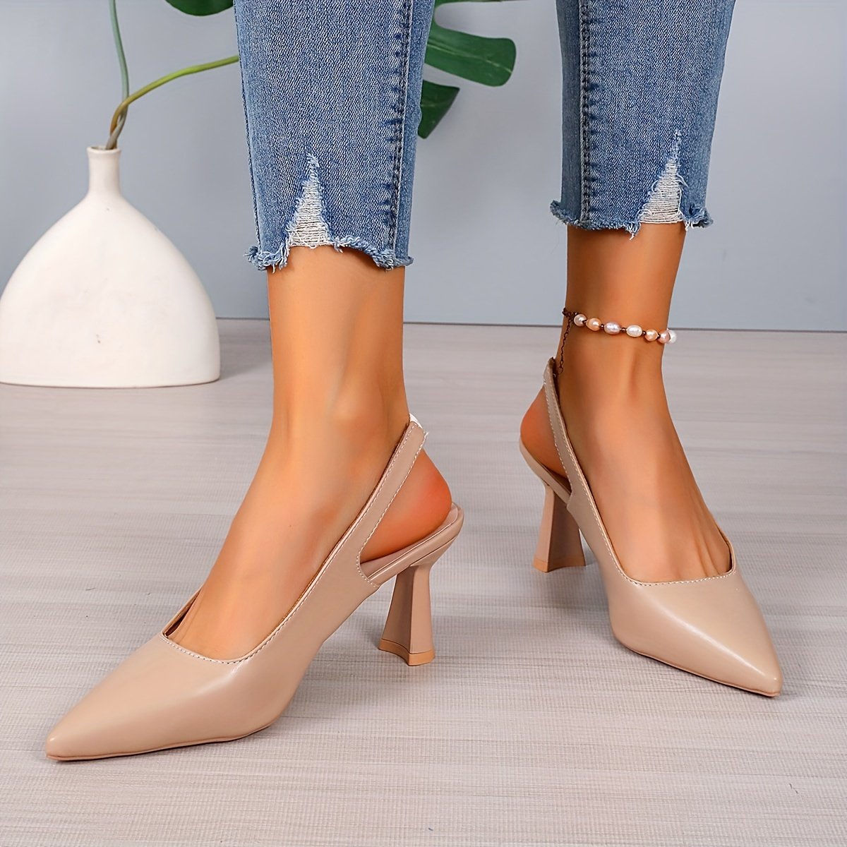 Chaussures Slingback Chic pour Femmes - Bout Pointu, Talon Aiguille, Revêtement en Microfibre Respirant, Accent Scintillant, Polyvalentes Toutes Saisons