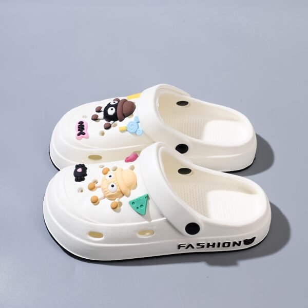 Chaussures Respirantes à Trous avec Personnage de Dessin Animé (TEMU)