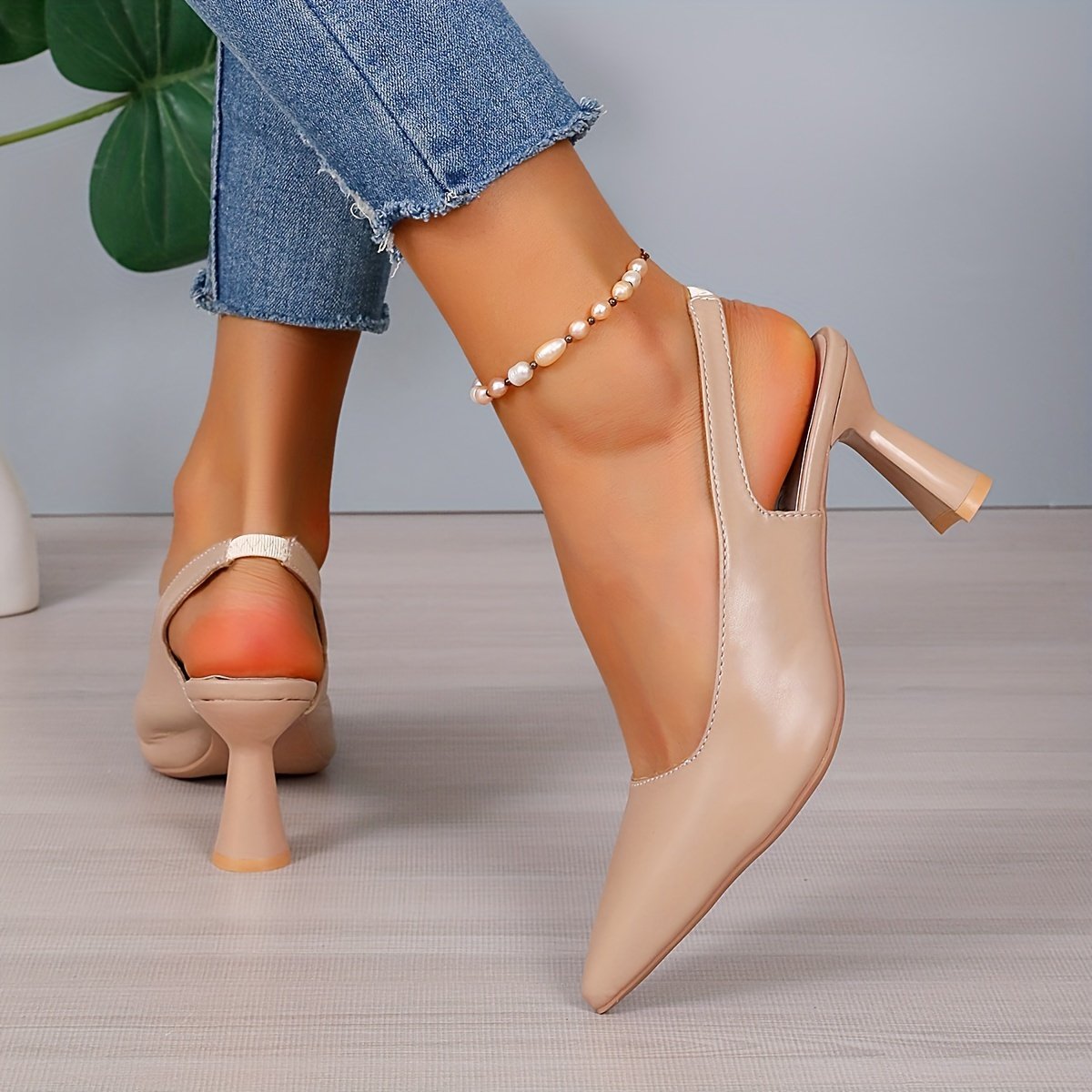 Chaussures Slingback Chic pour Femmes - Bout Pointu, Talon Aiguille, Revêtement en Microfibre Respirant, Accent Scintillant, Polyvalentes Toutes Saisons