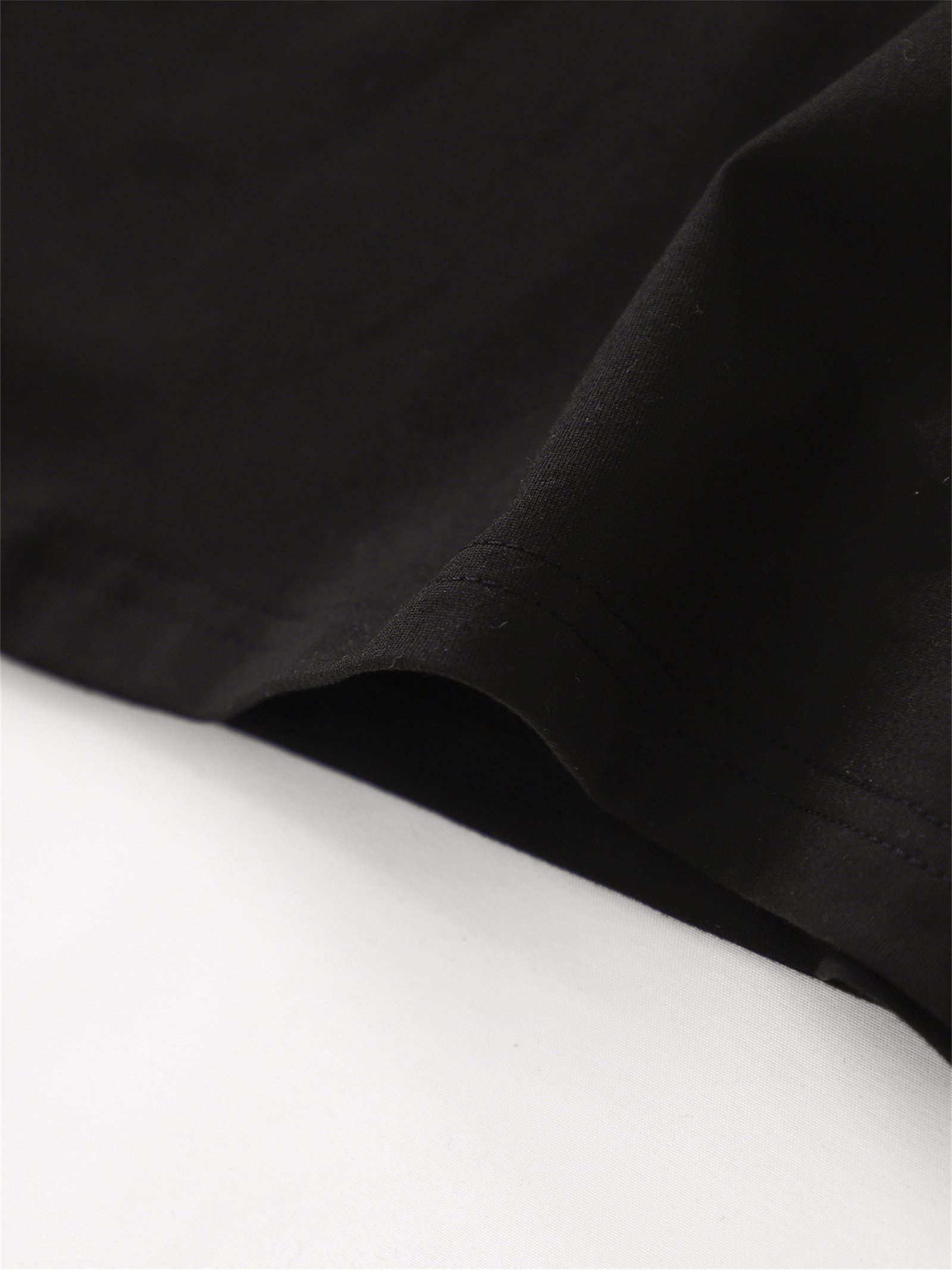 1pc T-shirt d'entraînement amusant pour femme avec imprimé lapin, col rond décontracté, manches courtes, tissu en tricot de polyester, extensibilité moyenne, motif animal, haut confortable pour toutes les saisons.