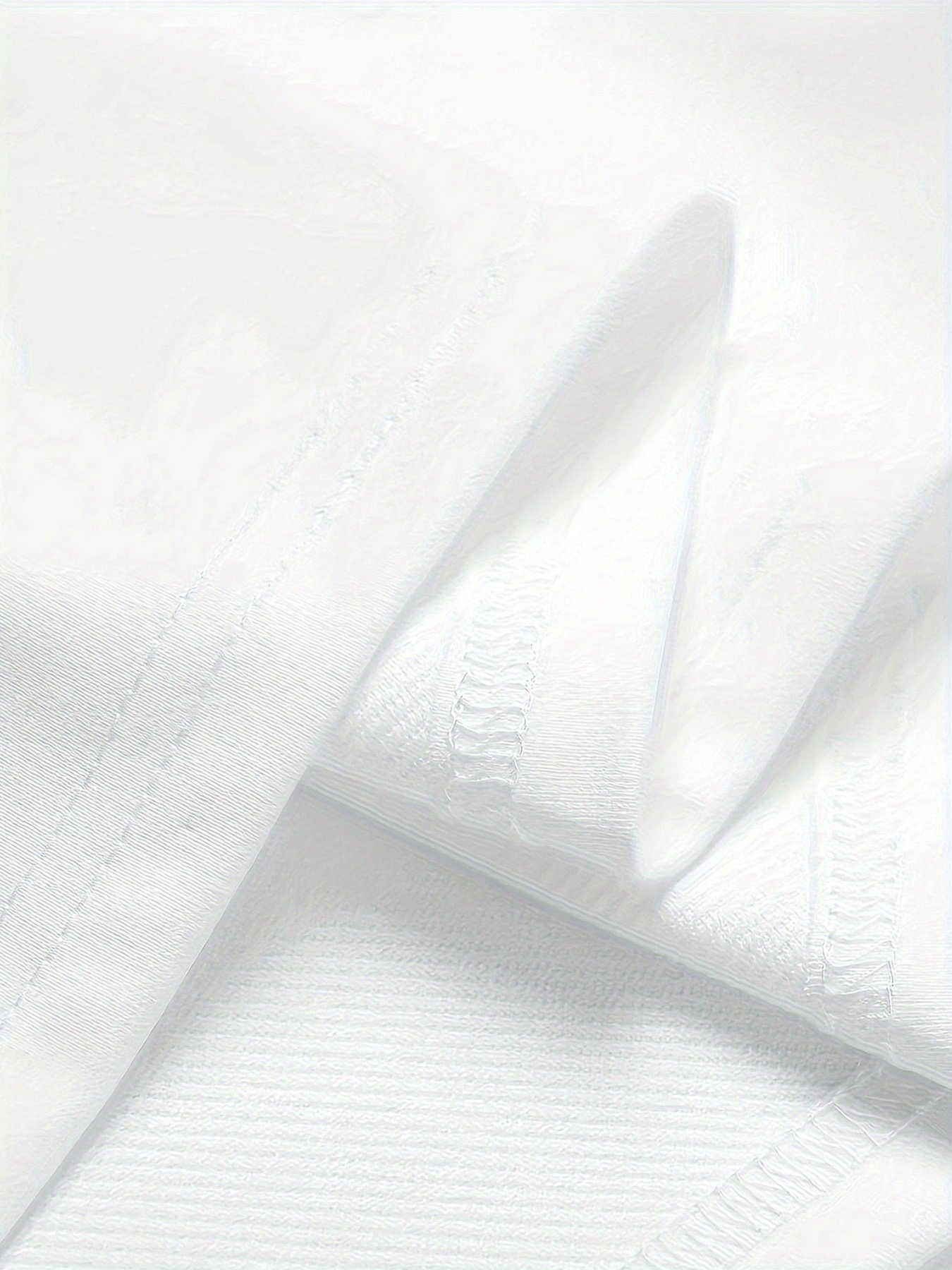 T-shirt imprimé graphique Disney Stitch, T-shirt décontracté à manches courtes et col rond pour femmes, matériau micro-élastique non transparent facile à entretenir, haut de mode toutes saisons, vêtements toutes saisons | Design amusant | Matériau non transparent