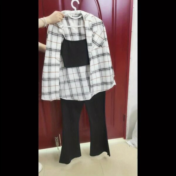 Ensemble 3 pièces de chemise à manches longues à carreaux kaki ciblée DP010599+Vica, haut court noir, pantalon évasé(TEMU)