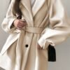 Manteau d'hiver beige pour femme - Blazer à col revers avec ceinture, manches courtes et structure rigide. Col en V (TEMU)