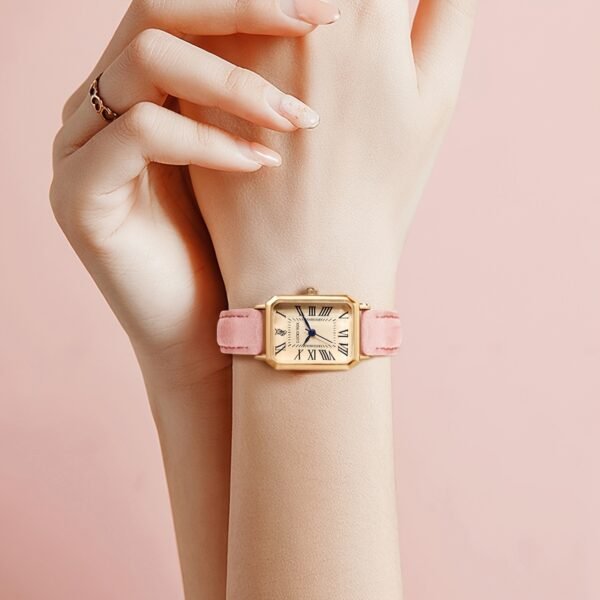 Montre à quartz élégante vintage carrée avec chiffres romains pour femme LUCKYFOX(TEMU)