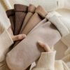 (TEMU)5 Paires de Chaussettes d'Hiver en Peluche pour Femmes - Chaussettes Douces, Extensibles, Chaudes pour la Nuit, & Intérieur, Beige, Brun, Noir, Blanc, Chaussettes Mignonnes