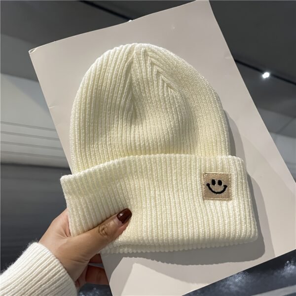 1 Bonnet Femme Hiver - Design Minimaliste avec Patch Visage Joyeux, Élastique et Doux(TEMU)